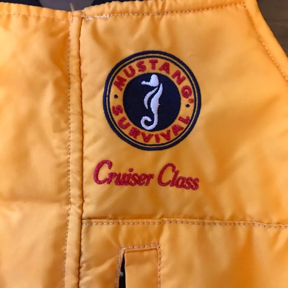 Mustang Survival Yellow Coat Jacket And Overalls Sz XL - Picture 12 of 16